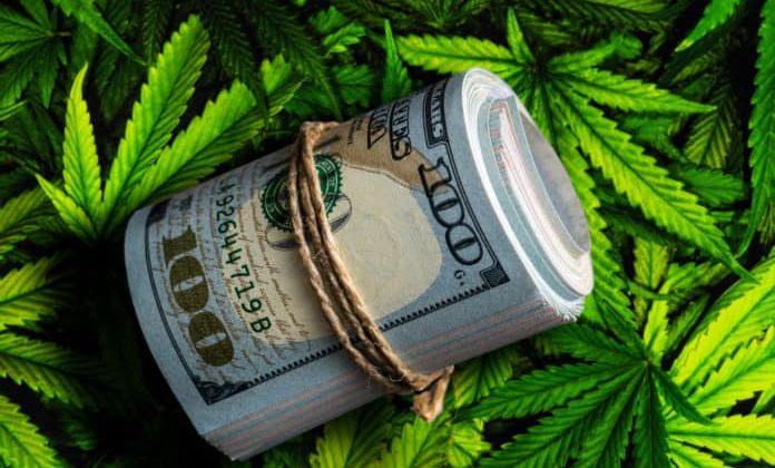 Cash-roll-on-cannabis